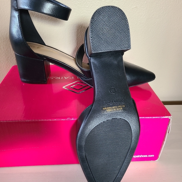 Low Chunky Heel Pumps Black - Picture 5 of 5